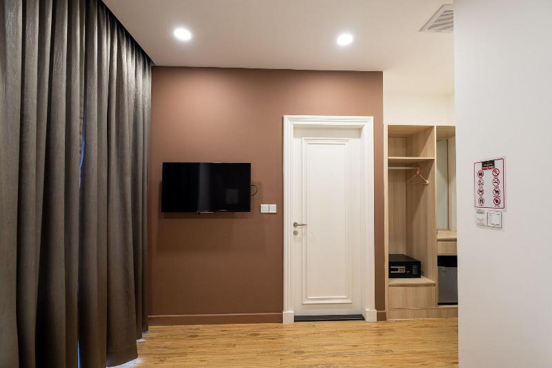 Helen Fin Inn Apartment image