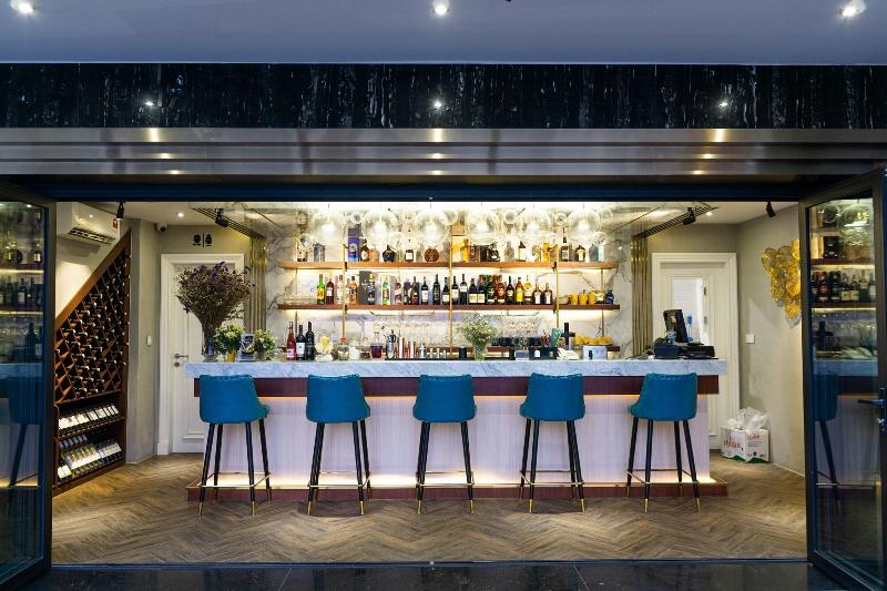 Helen Fin Inn Apartment image