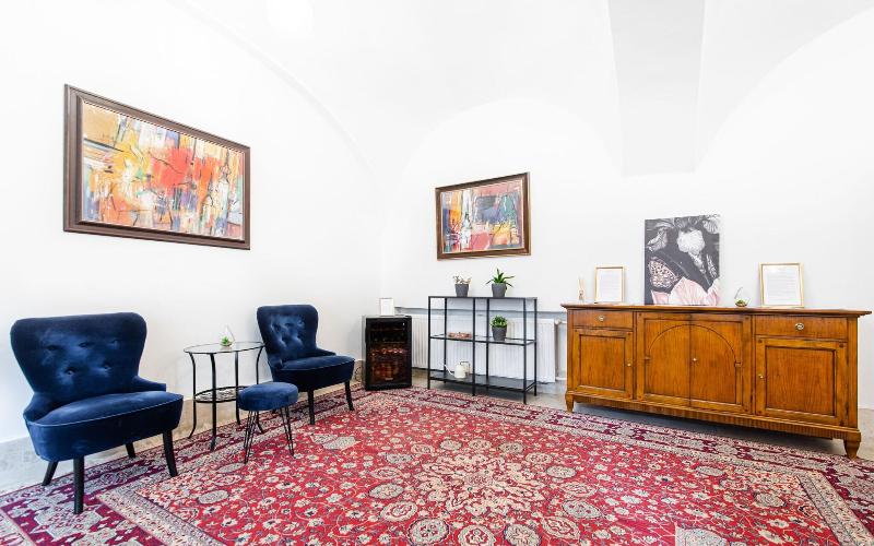 Bluebell Hotel image