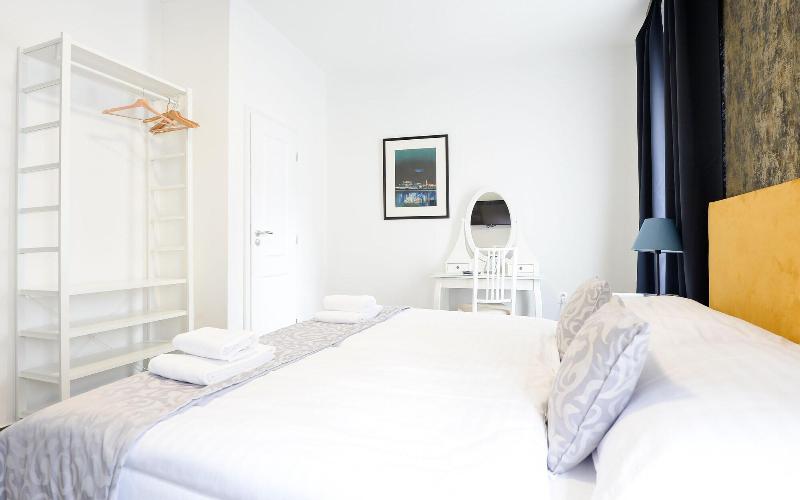 Bluebell Hotel image