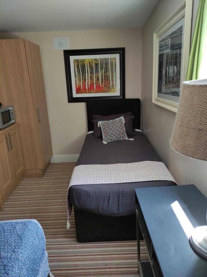 Double Bedroom Studio image