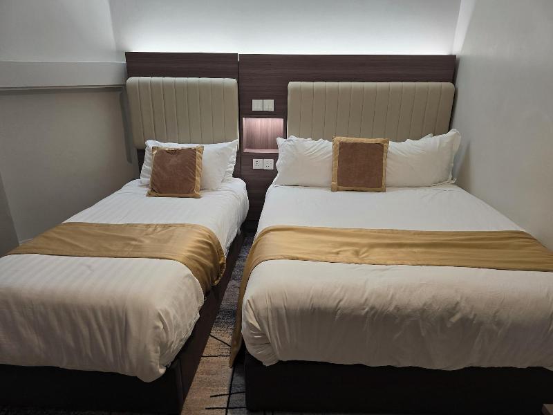 Double Bedroom Studio image