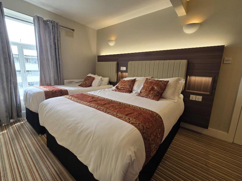 Double Bedroom Studio image