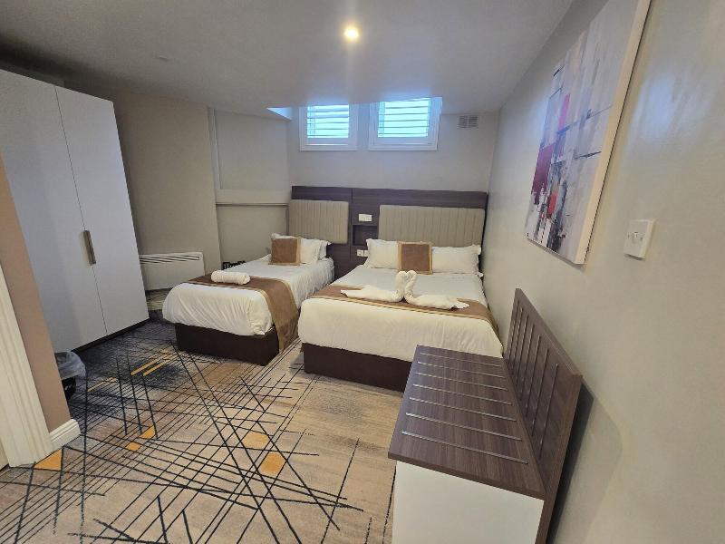 Double Bedroom Studio image