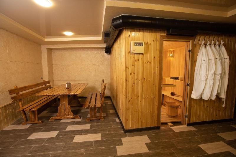 Alaska Resort image