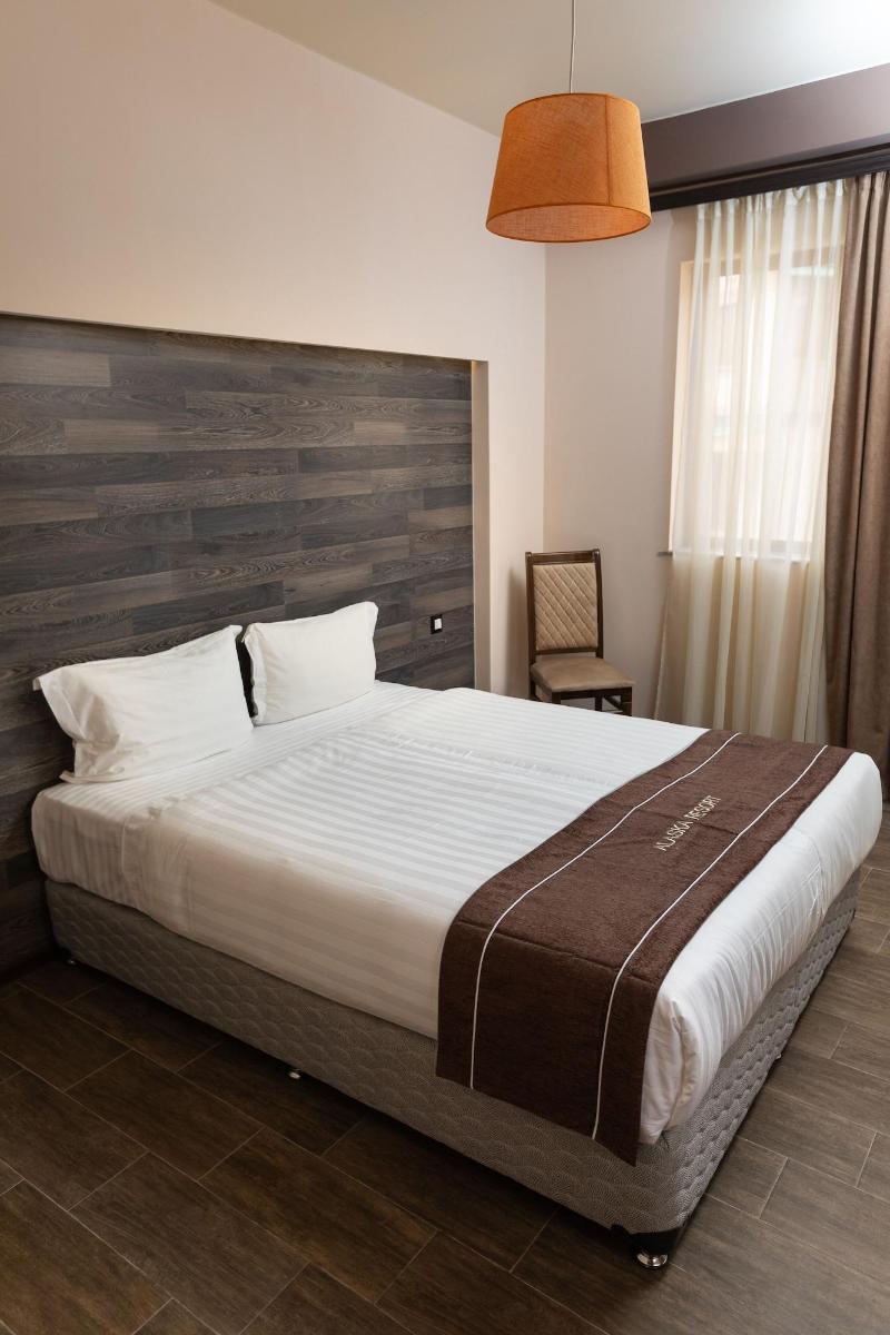 Alaska Resort image
