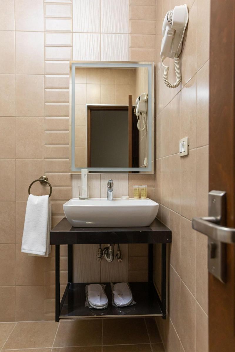 Alaska Resort image