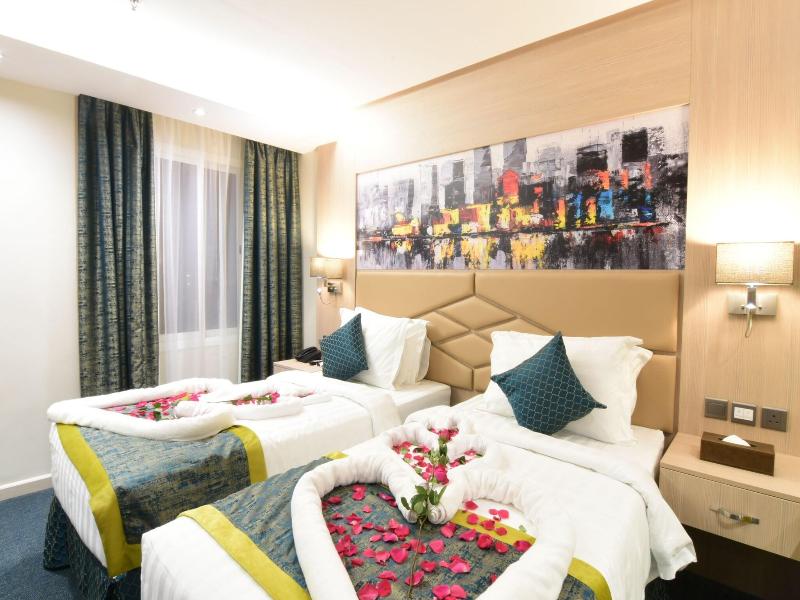 Touq Balad image