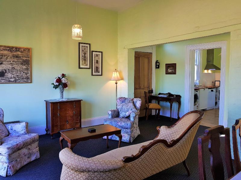 Coragulac House Cottages image