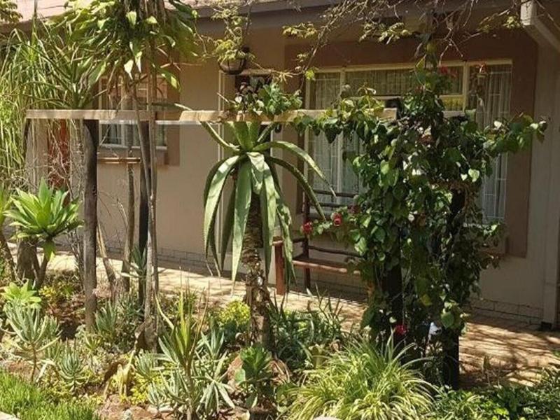 Country Blue Guest House image
