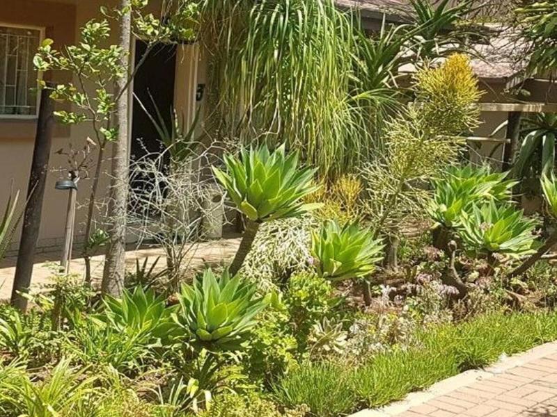 Country Blue Guest House image
