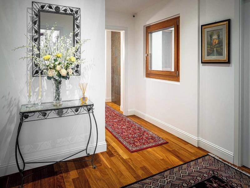 Marcus Suite image
