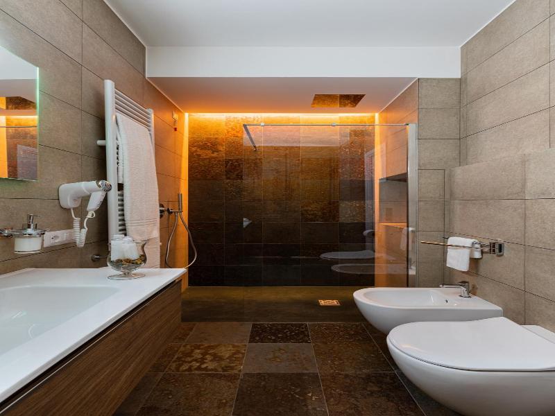 Marcus Suite image