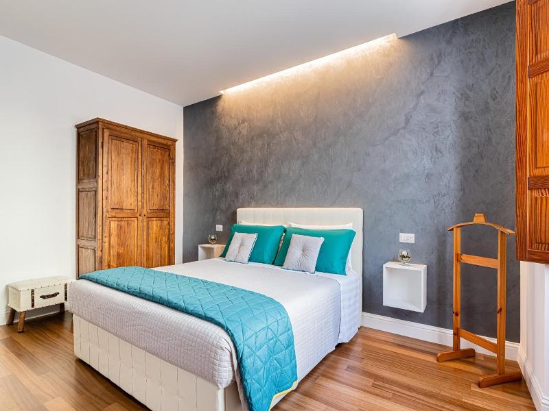 Marcus Suite image