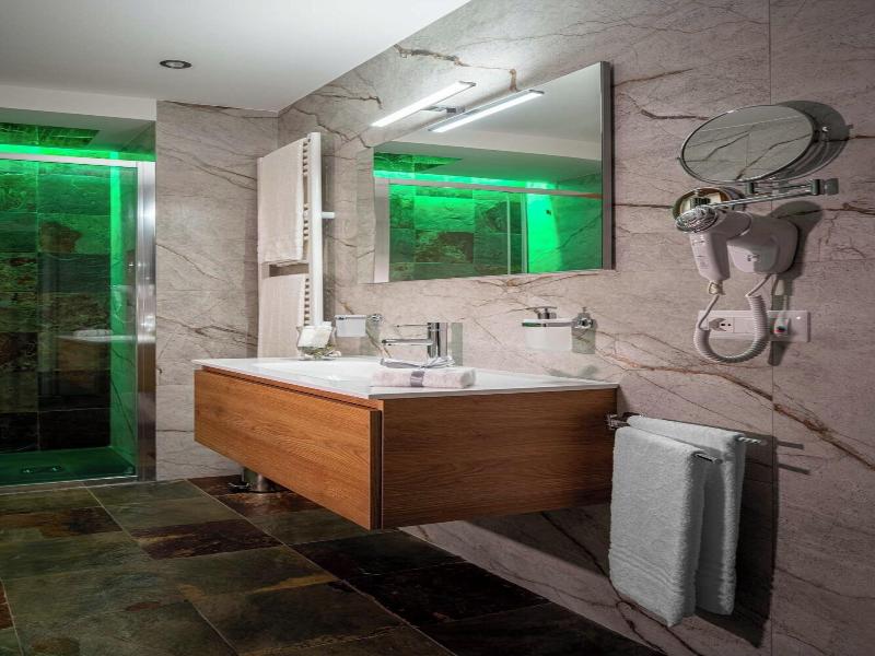 Marcus Suite image