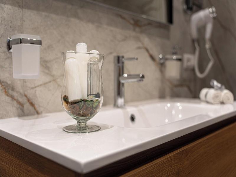Marcus Suite image