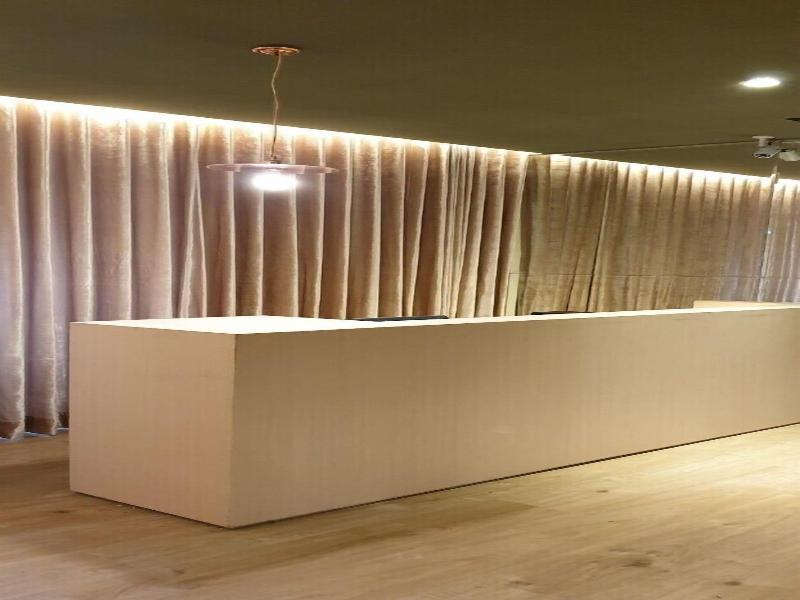 Crystal City Hotel image