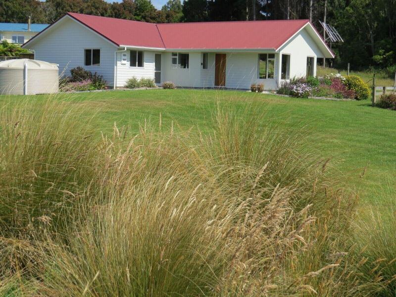 Waikawa House — general view