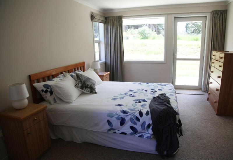 Waikawa House — view