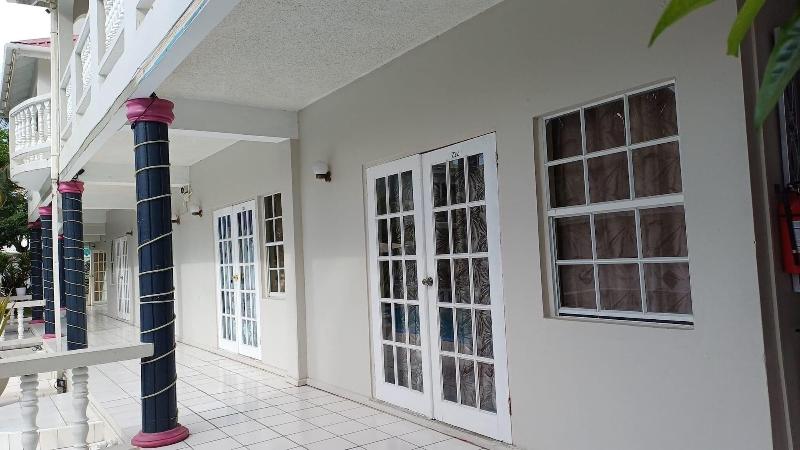 Bay Heights Bed And Breakfast image