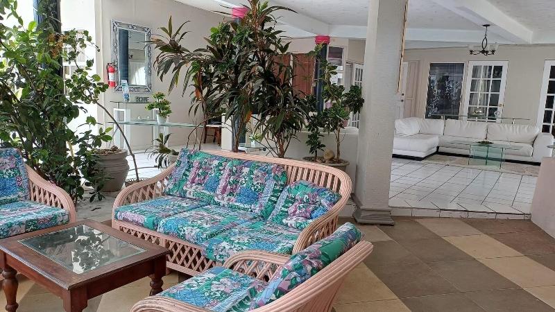 Bay Heights Bed And Breakfast image