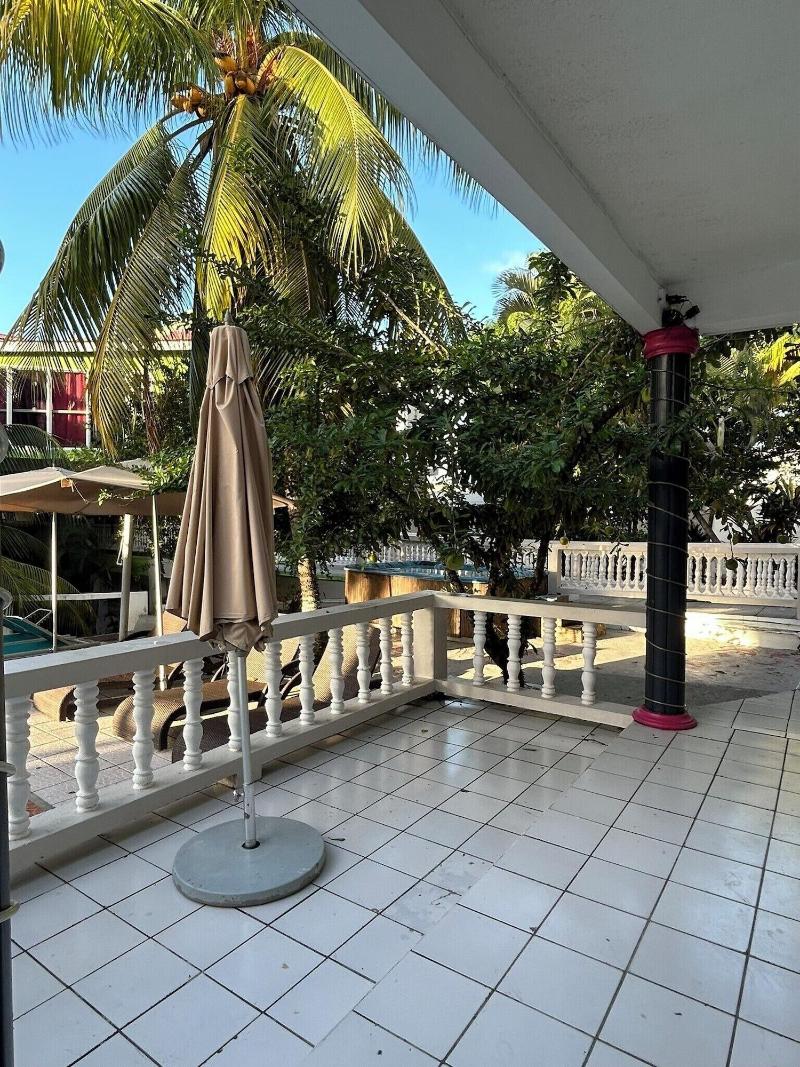 Bay Heights Bed And Breakfast image
