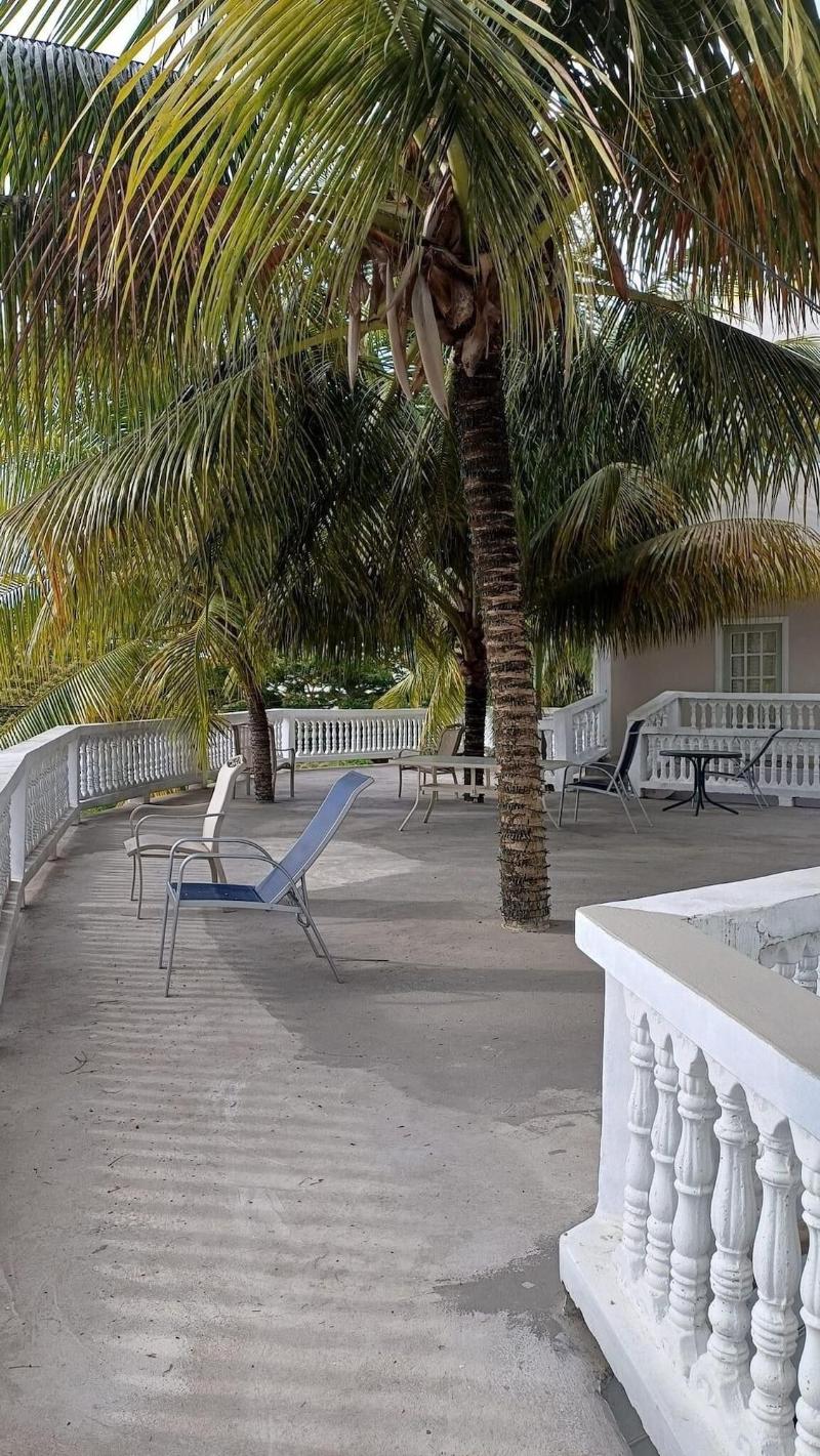 Bay Heights Bed And Breakfast image
