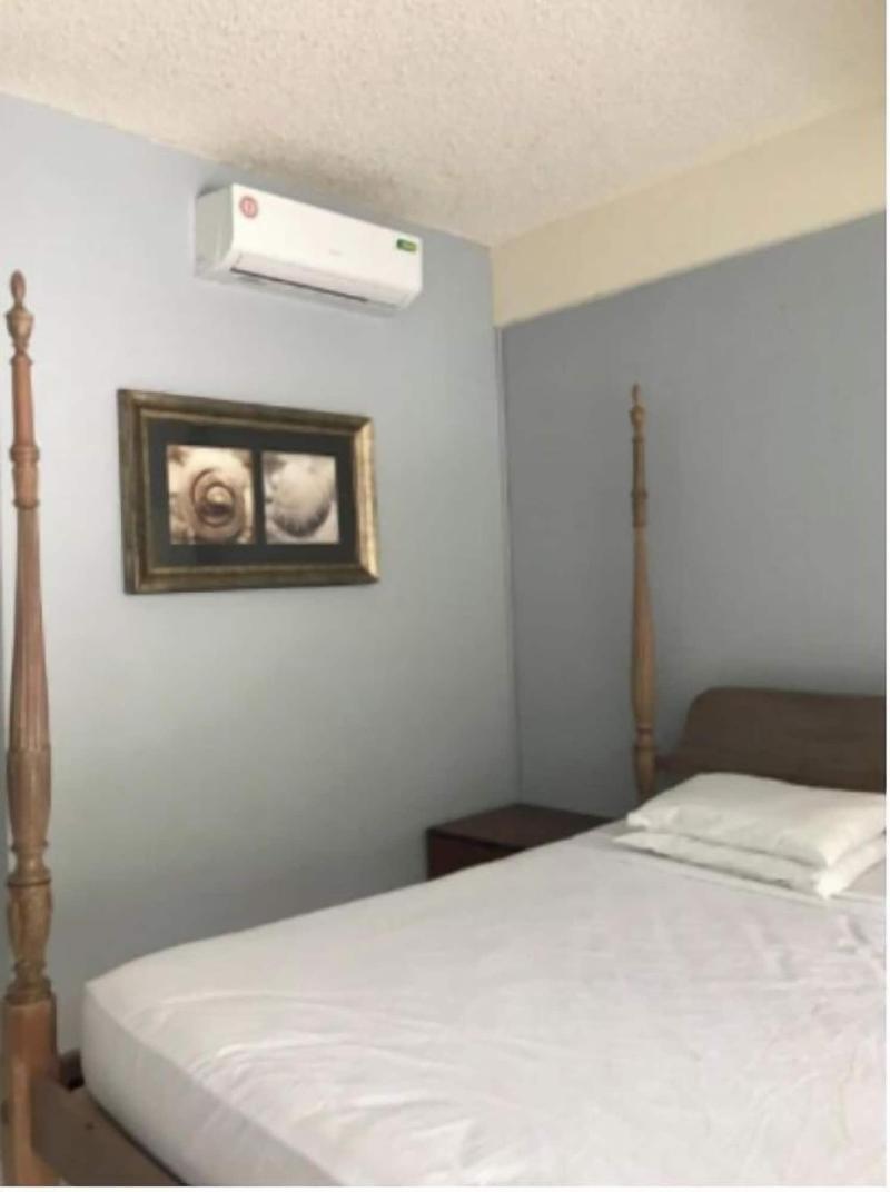 Bay Heights Bed And Breakfast image