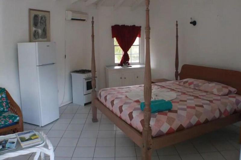 Bay Heights Bed And Breakfast image