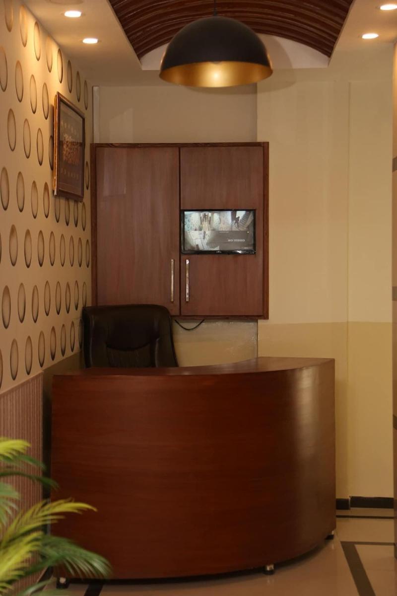 Hak Mall Suites image