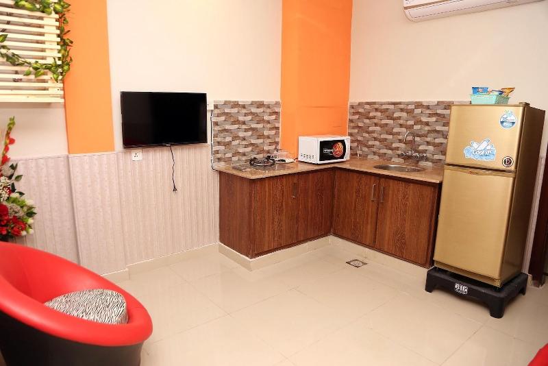 Hak Mall Suites image