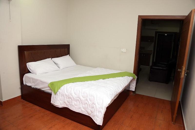 Hak Mall Suites image