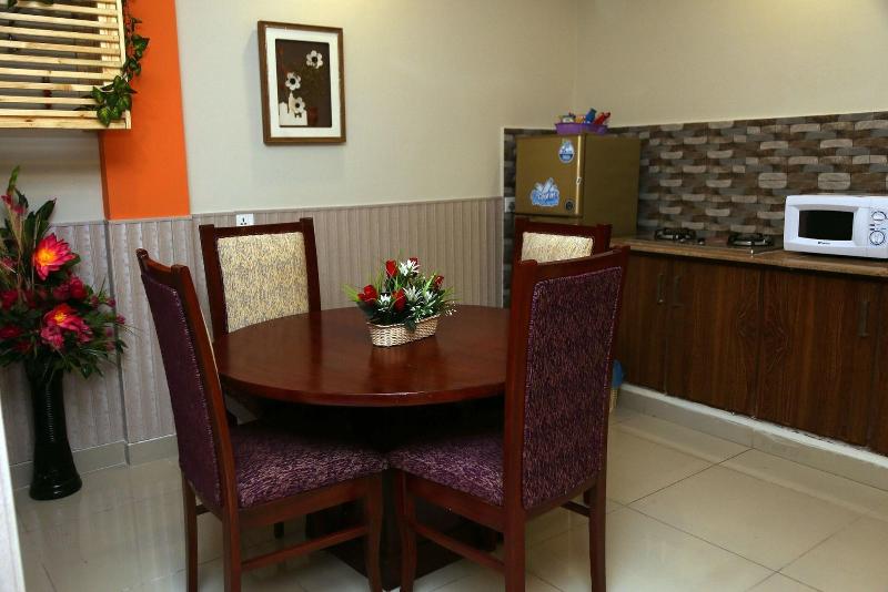 Hak Mall Suites image