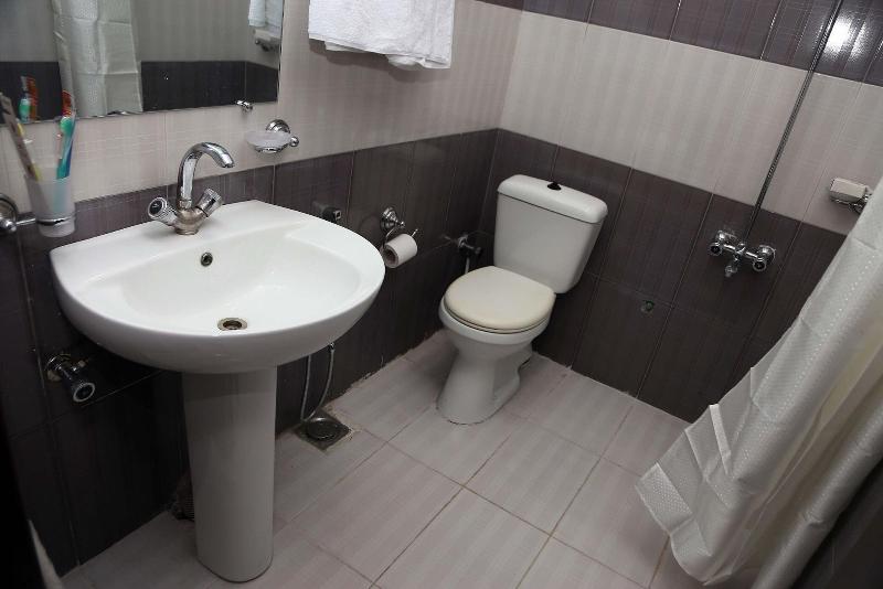 Hak Mall Suites image