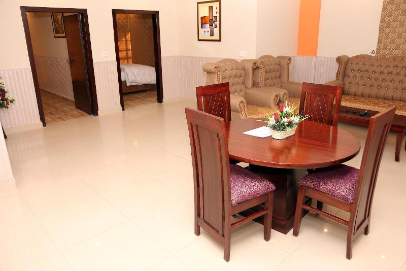 Hak Mall Suites image