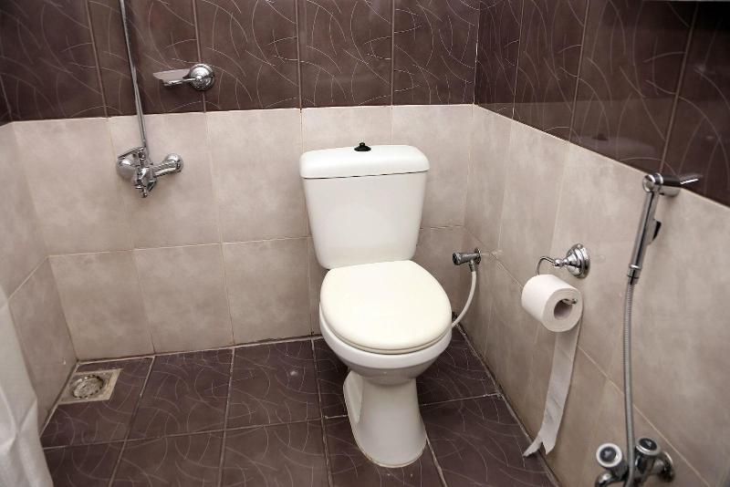 Hak Mall Suites image