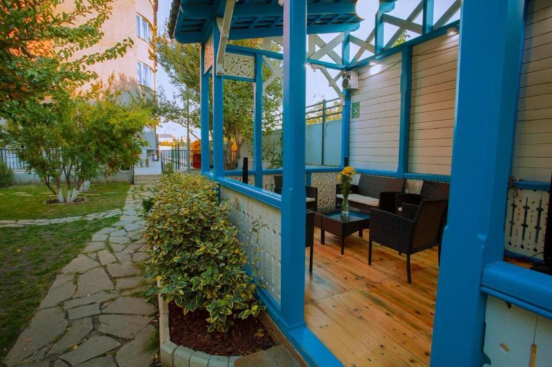 Hotel West image