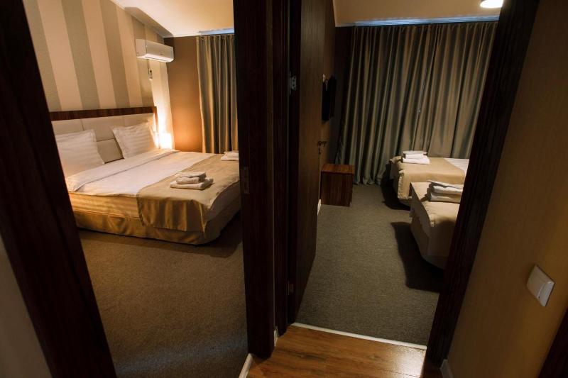 Hotel West image