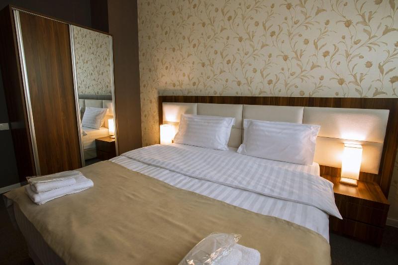 Hotel West image