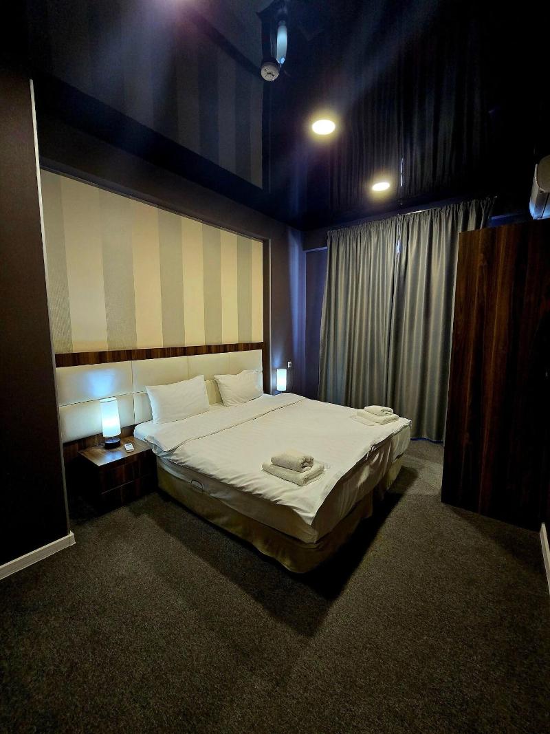 Hotel West image