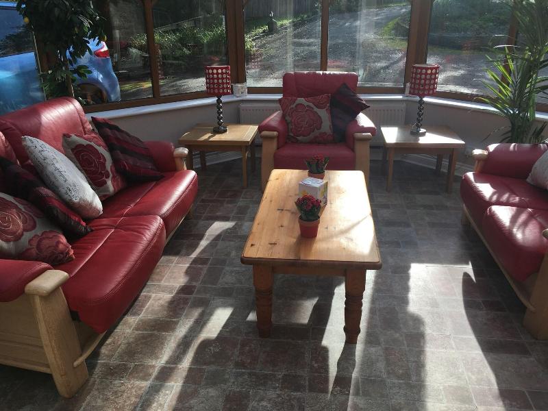 Bedrocklodge Buisness Centre Holidaylets image