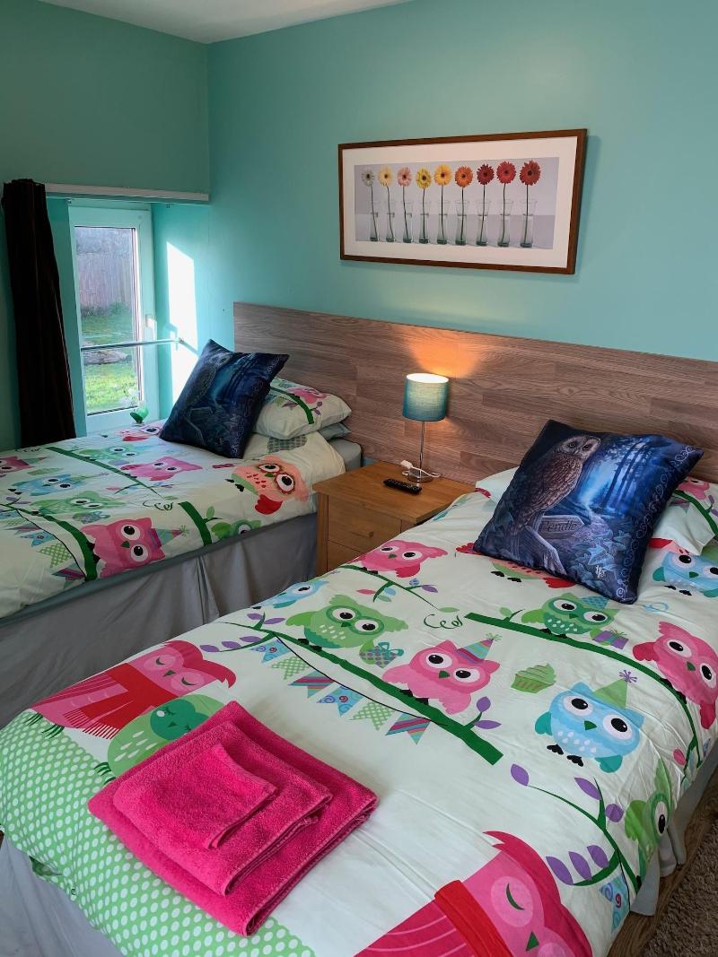 Bedrocklodge Buisness Centre Holidaylets image