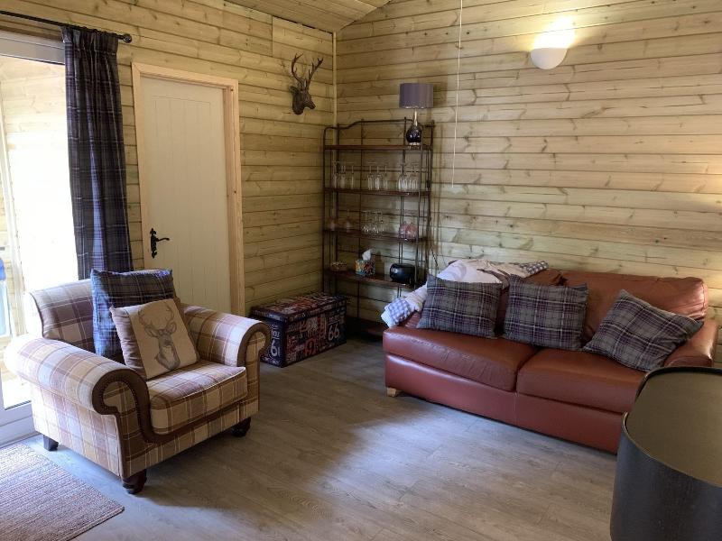 Bedrocklodge Buisness Centre Holidaylets image