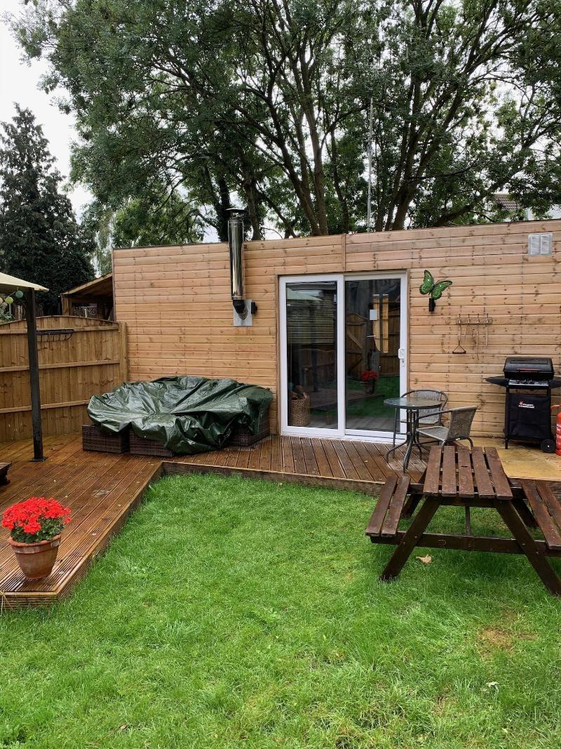 Bedrocklodge Buisness Centre Holidaylets image
