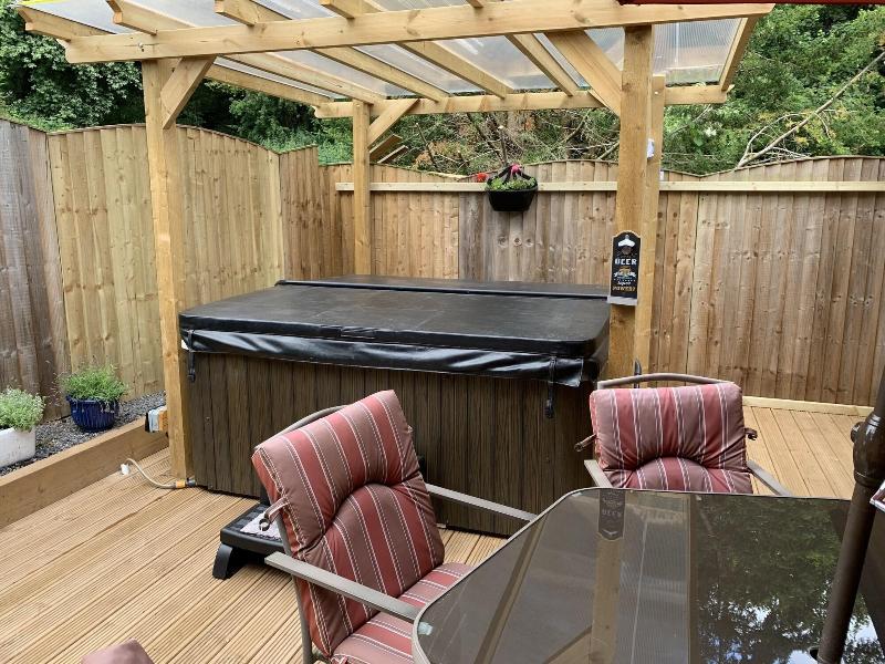 Bedrocklodge Buisness Centre Holidaylets image