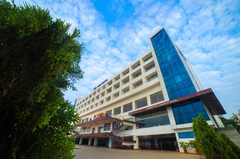 Bay View Hotel image