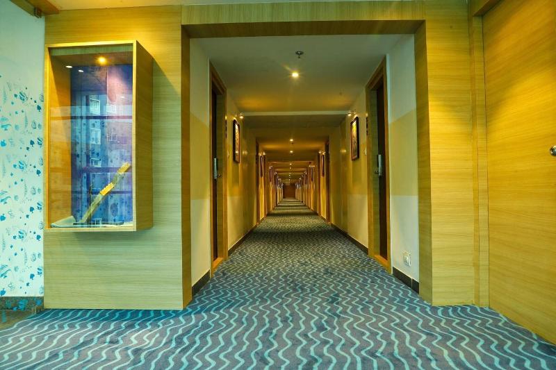 Bay View Hotel image