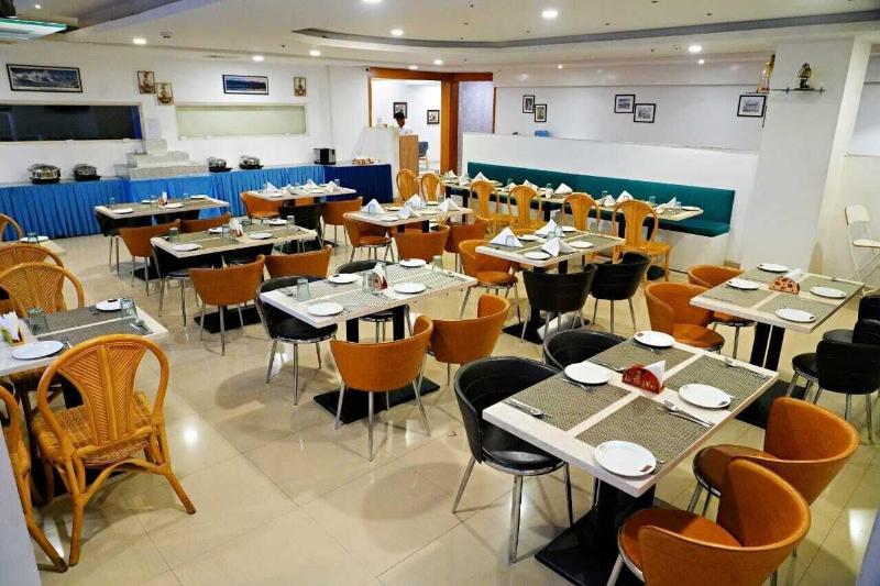 Bay View Hotel image