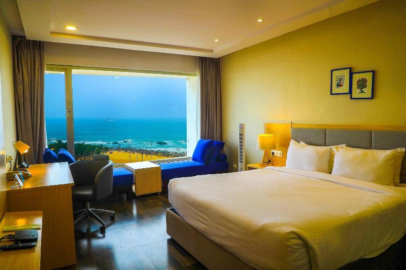 Bay View Hotel image