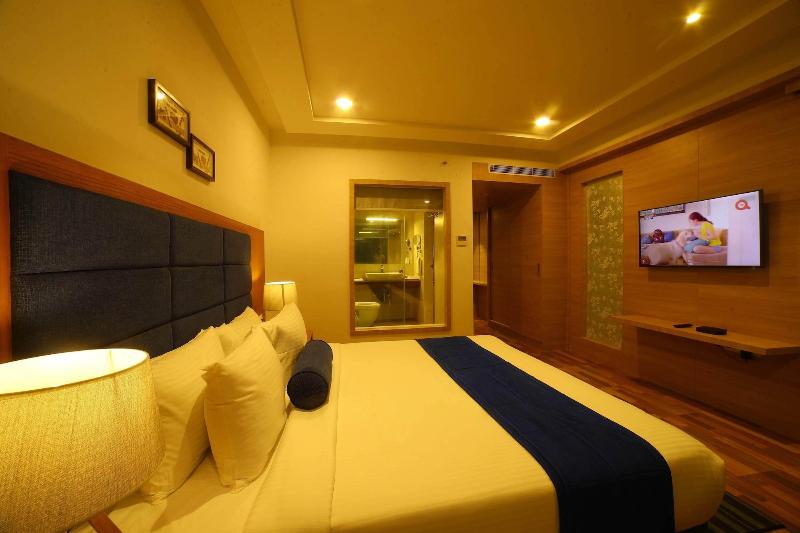 Bay View Hotel image